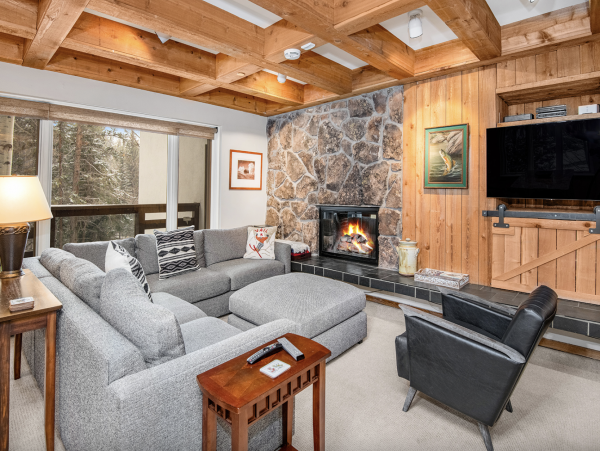 Vail Walk to Lift Rental Condo